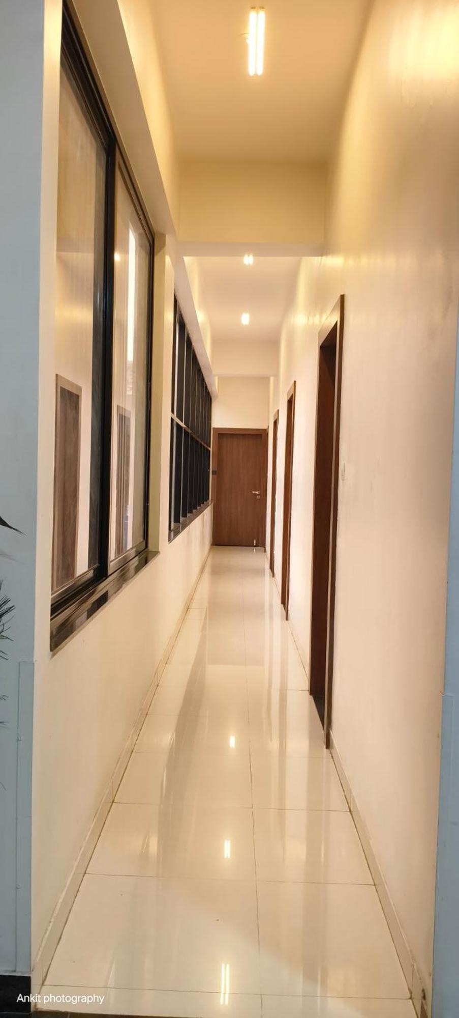 Fabhotel Royal Suits - Nr Mahadji Shinde Chhatri Mundhva Exterior foto